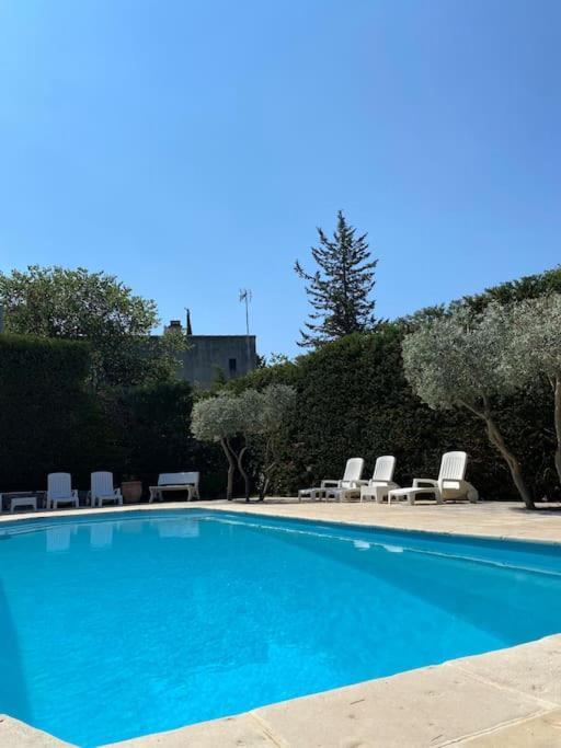 דירות Velaux T2 Avec Jardin Et Piscine Privee מראה חיצוני תמונה